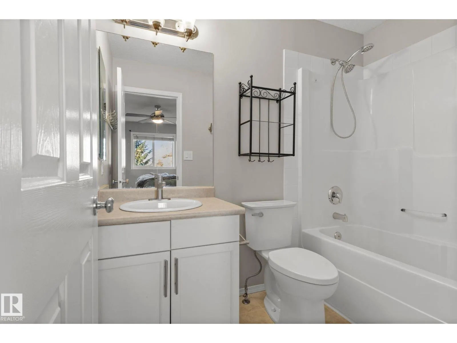 1912 35A AV NW