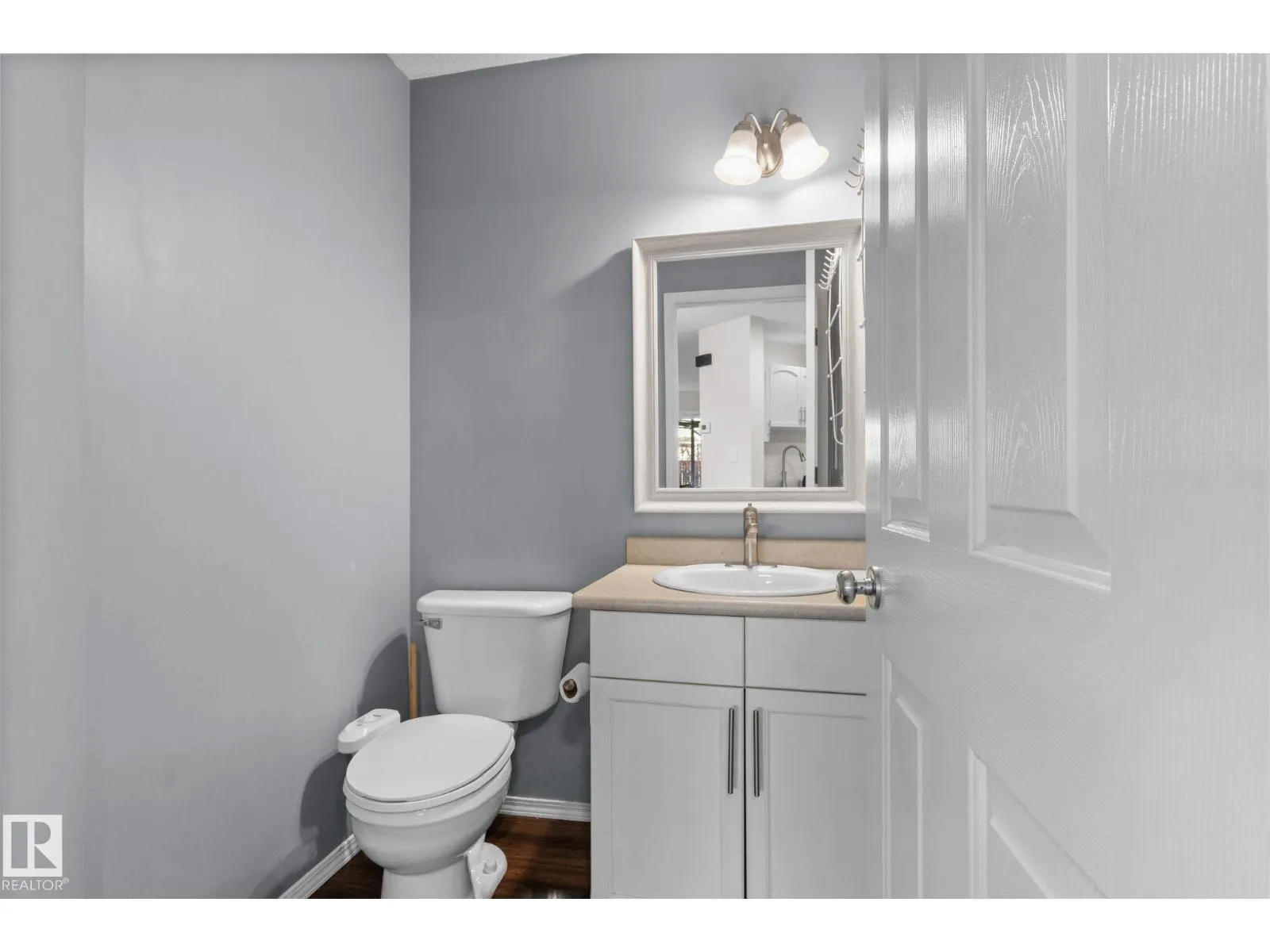 1912 35A AV NW