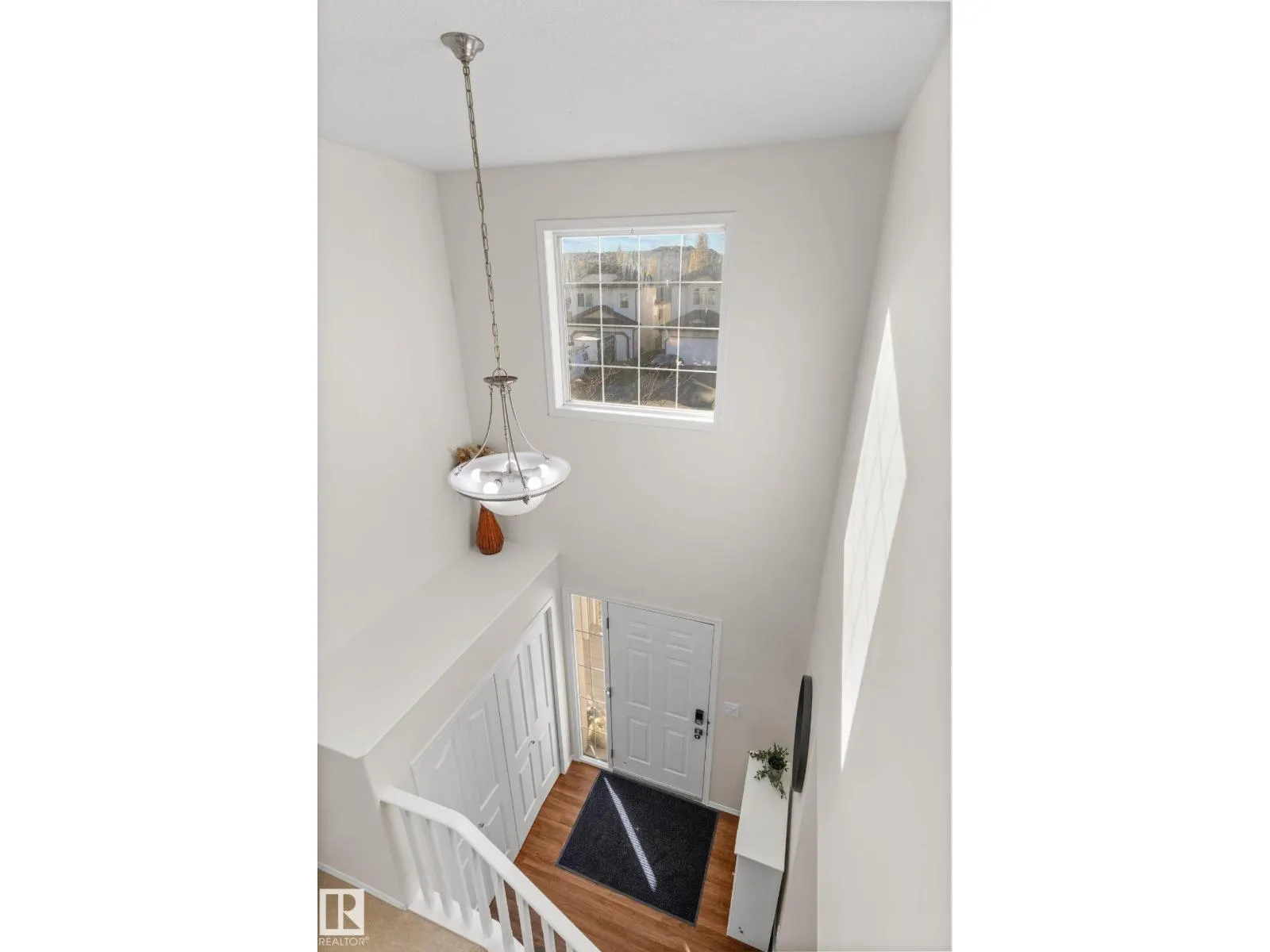 1912 35A AV NW
