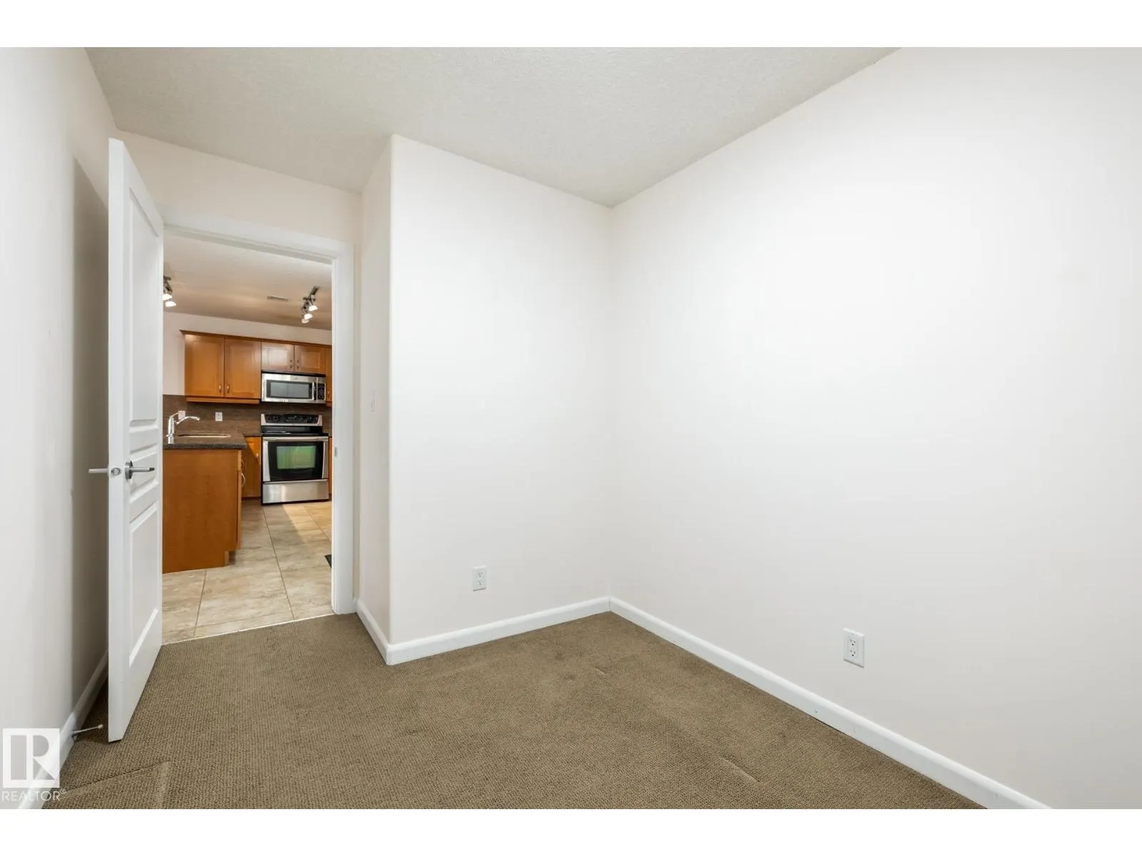 #207 400 PALISADES WY