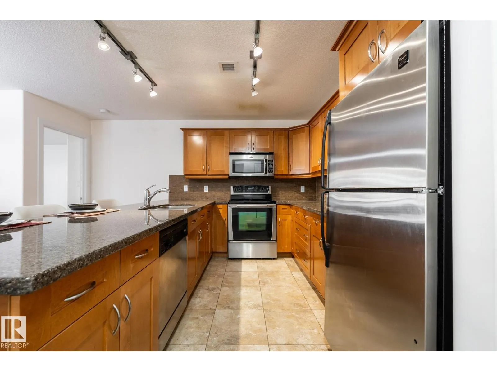 #207 400 PALISADES WY