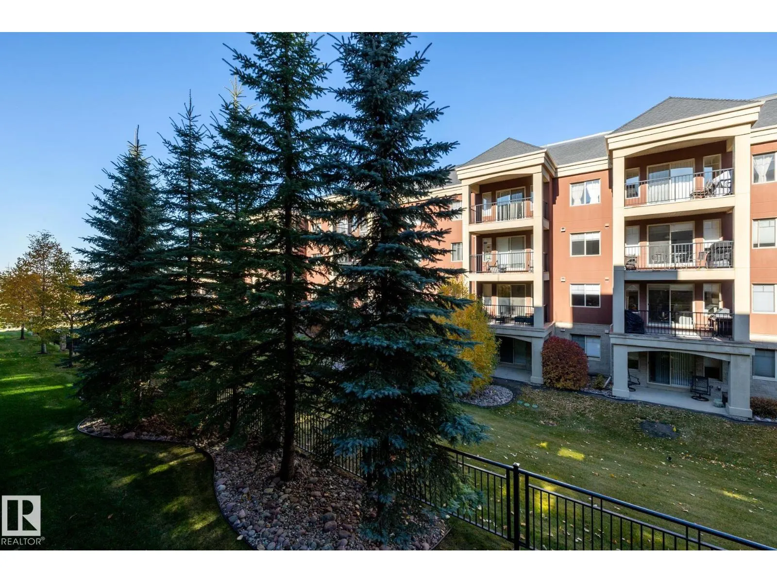 #207 400 PALISADES WY