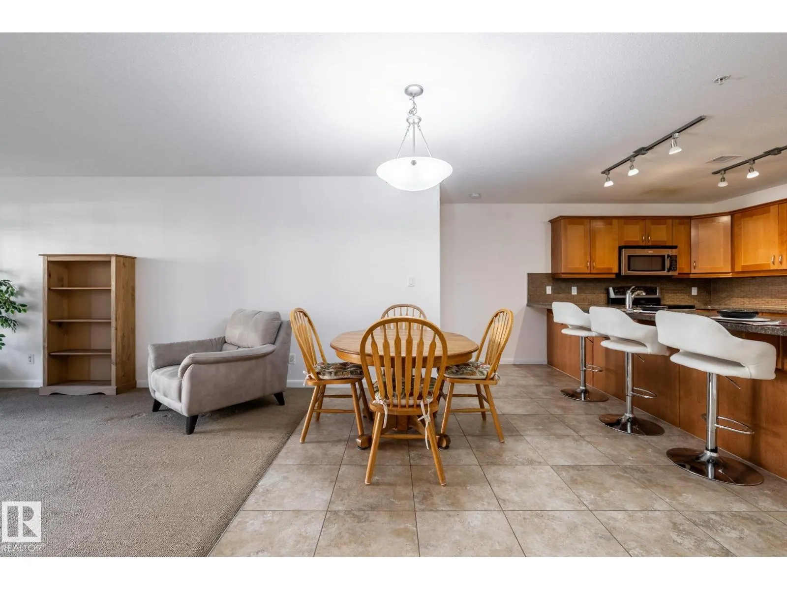 #207 400 PALISADES WY
