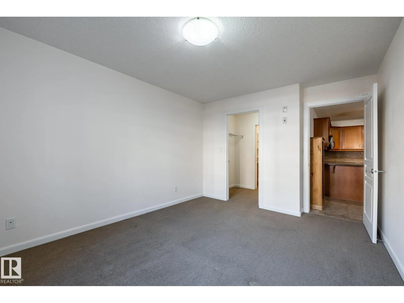 #207 400 PALISADES WY