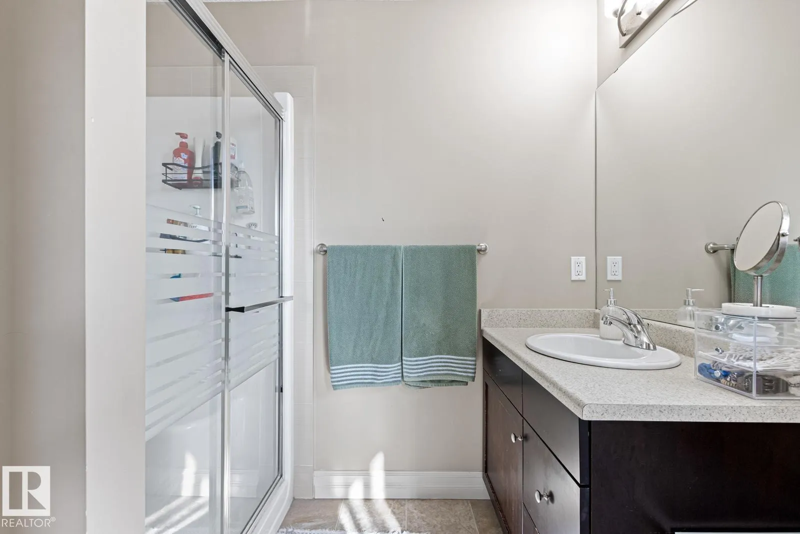 5319 3 AV SW