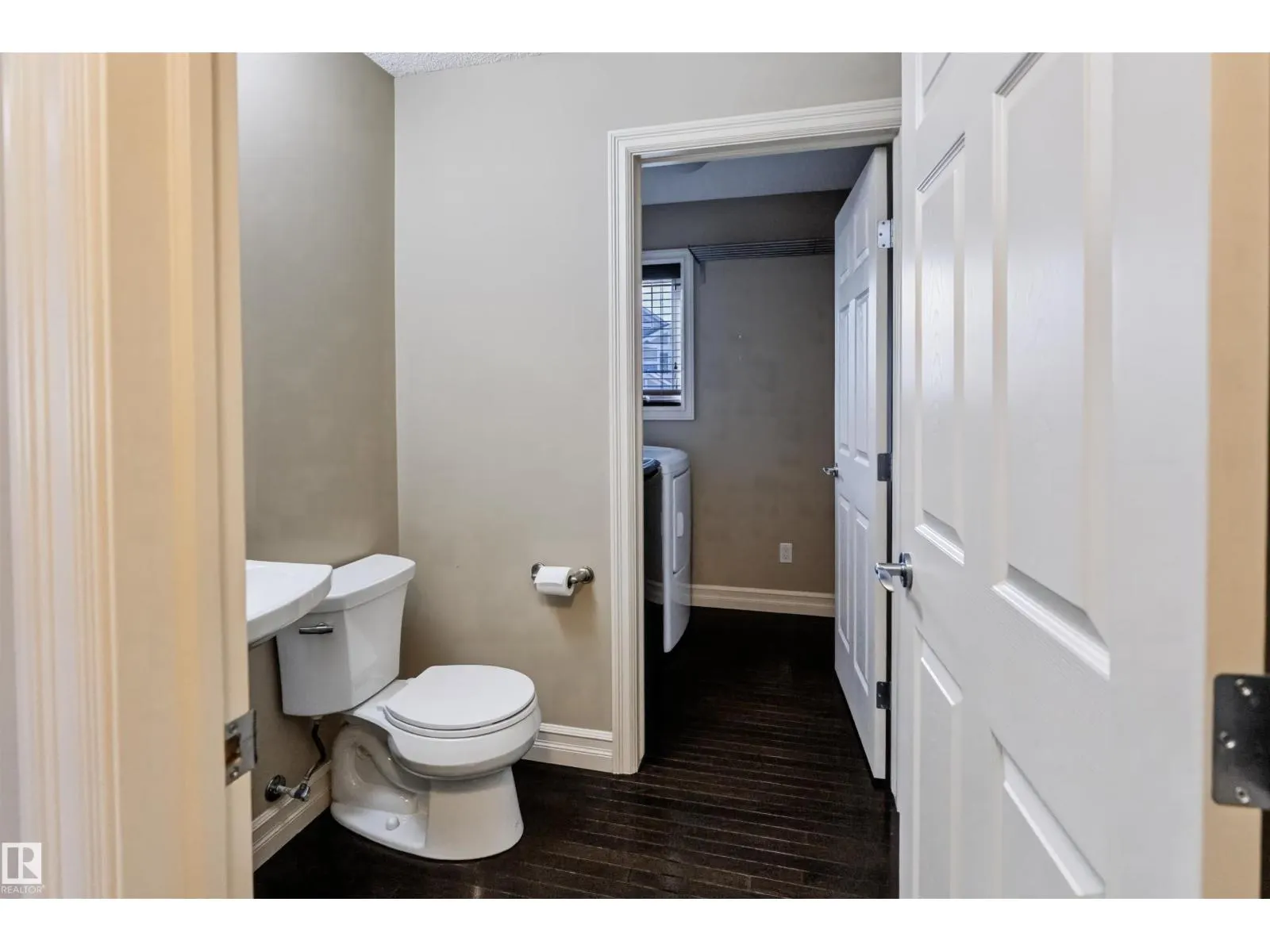 5319 3 AV SW