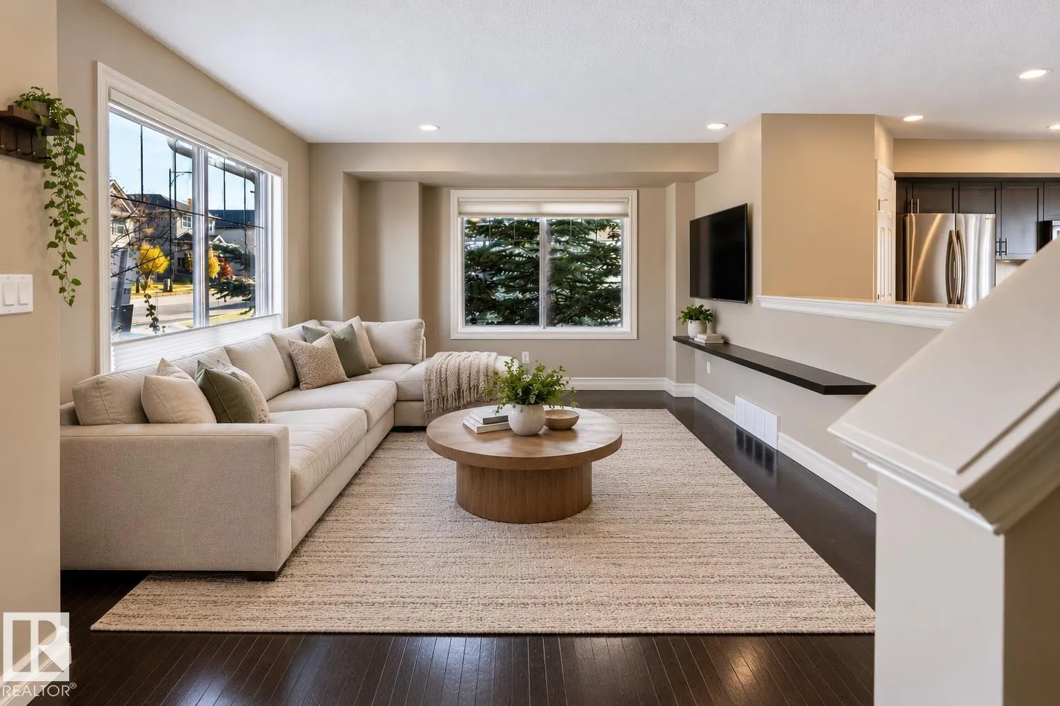 5319 3 AV SW