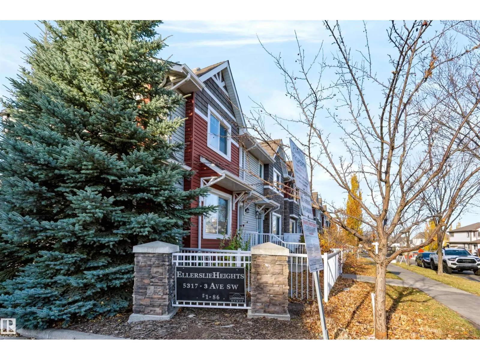 5319 3 AV SW