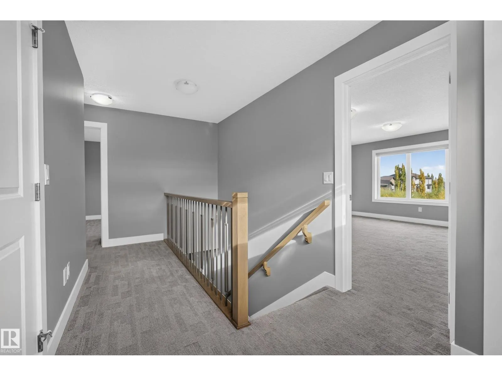 9416 206 ST NW