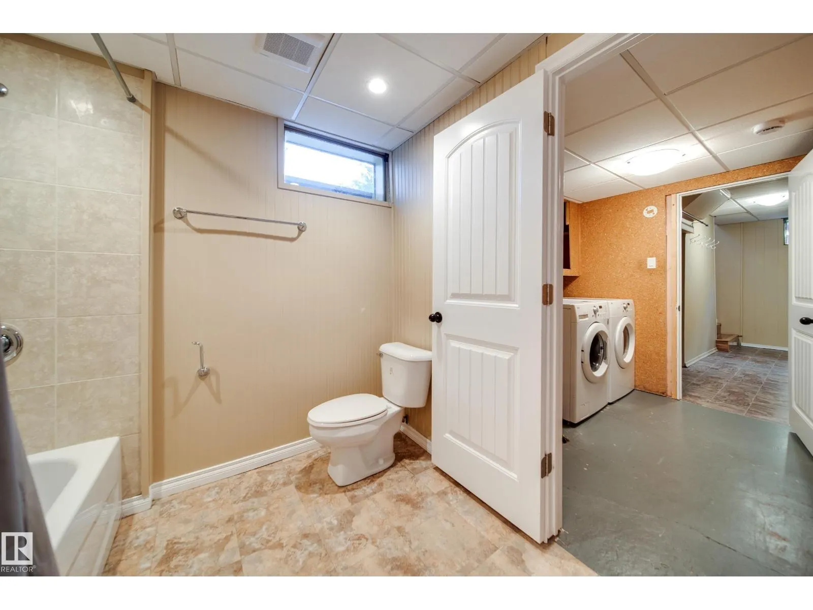 9326 150 ST NW