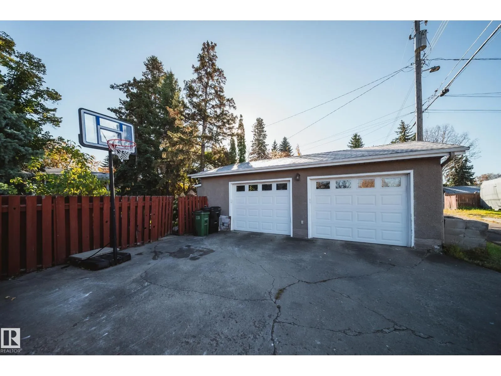 9326 150 ST NW