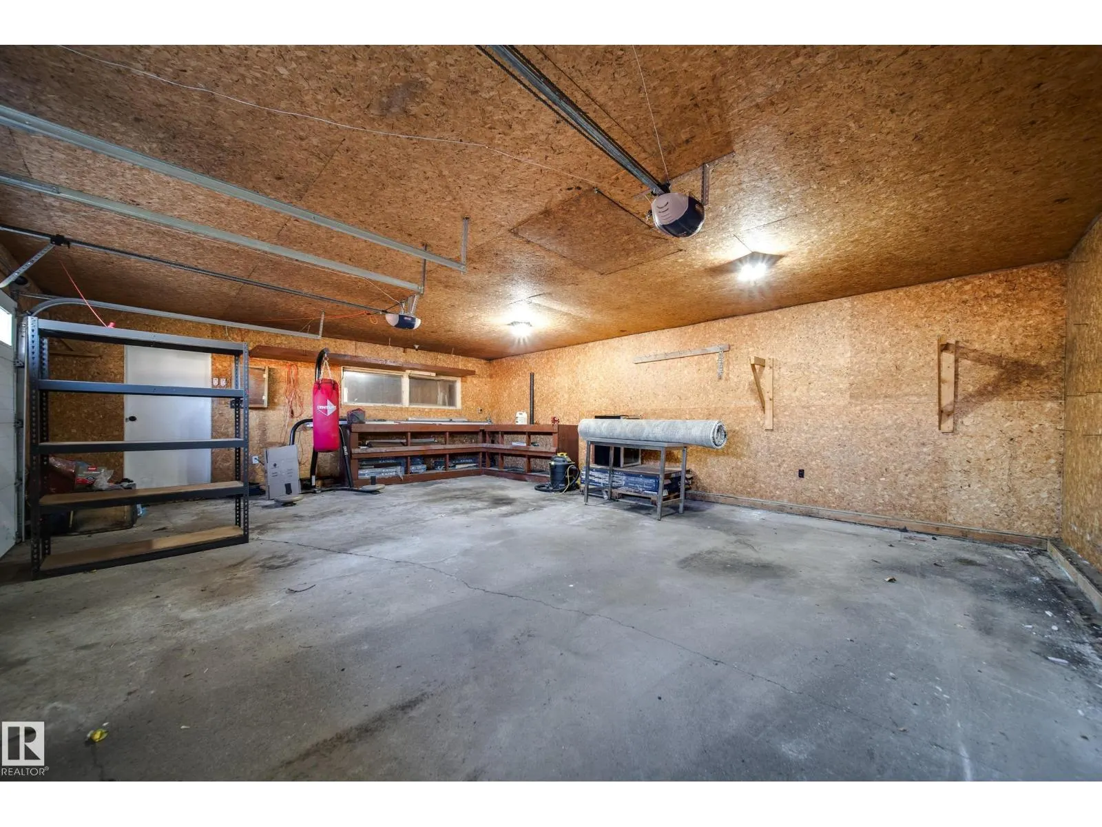 9326 150 ST NW