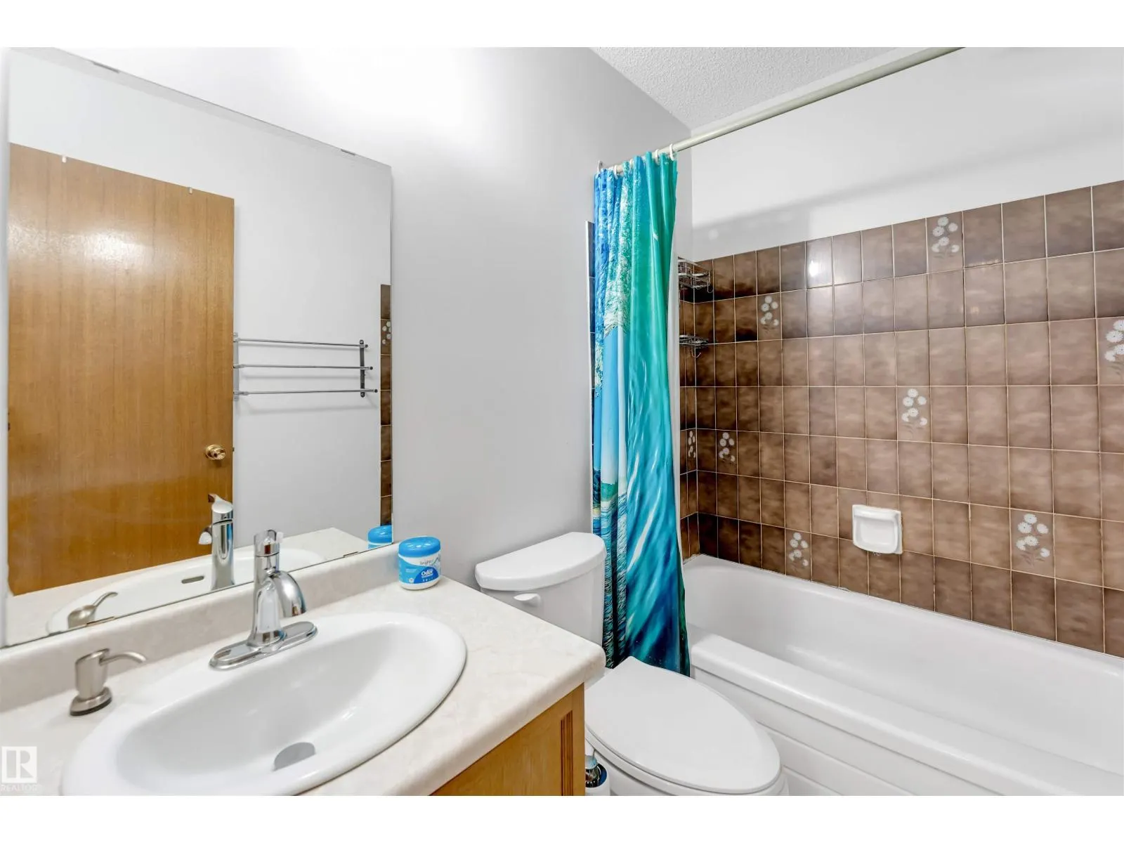 1160 35A ST NW