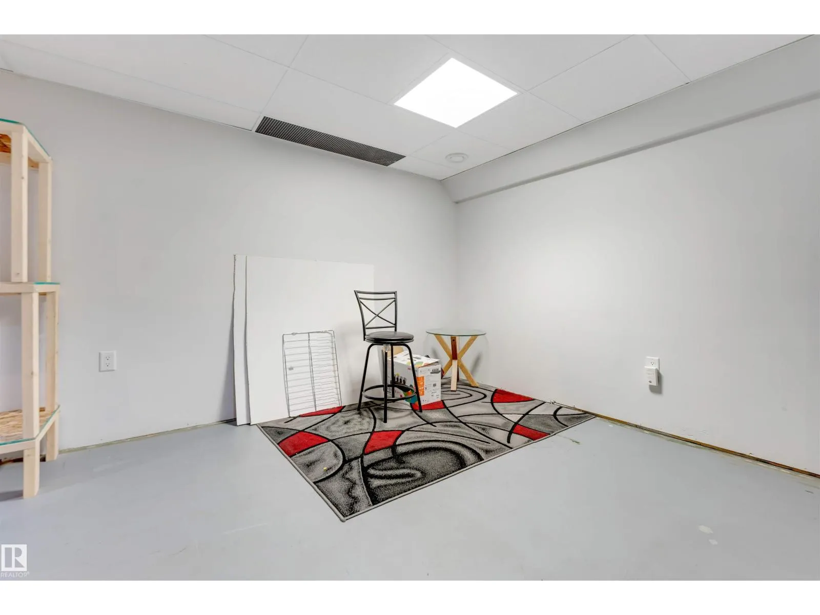 1160 35A ST NW