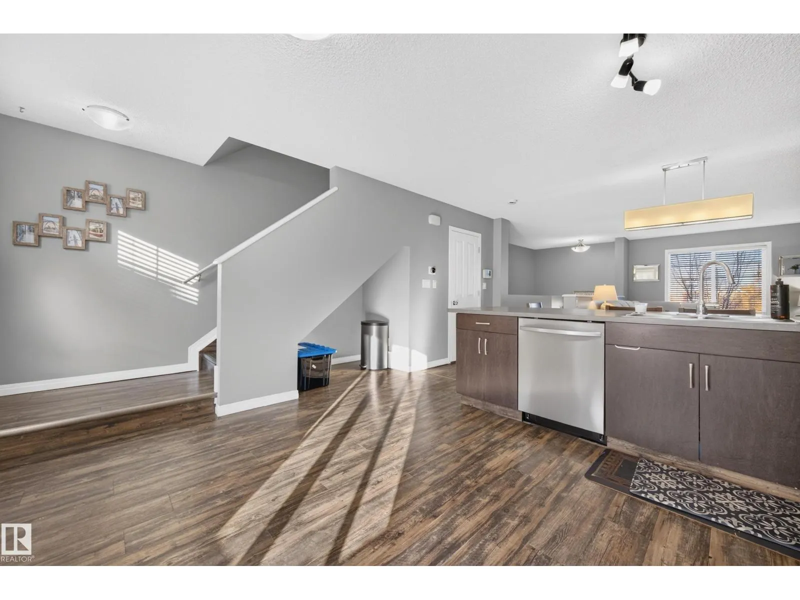 #45 1030 CHAPPELLE BV SW