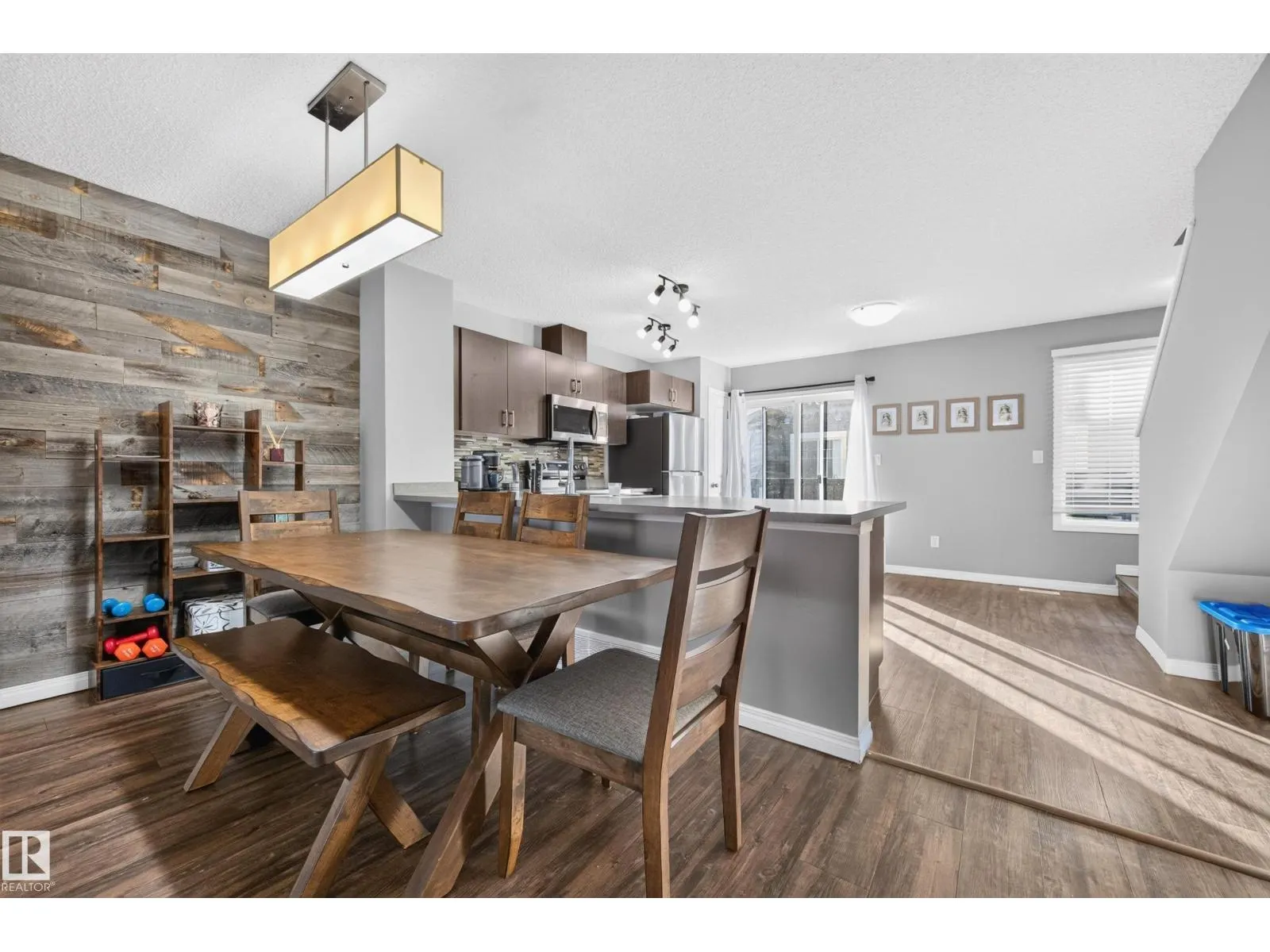 #45 1030 CHAPPELLE BV SW
