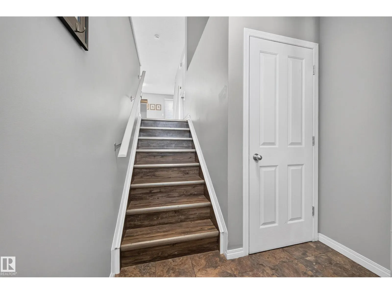 #45 1030 CHAPPELLE BV SW