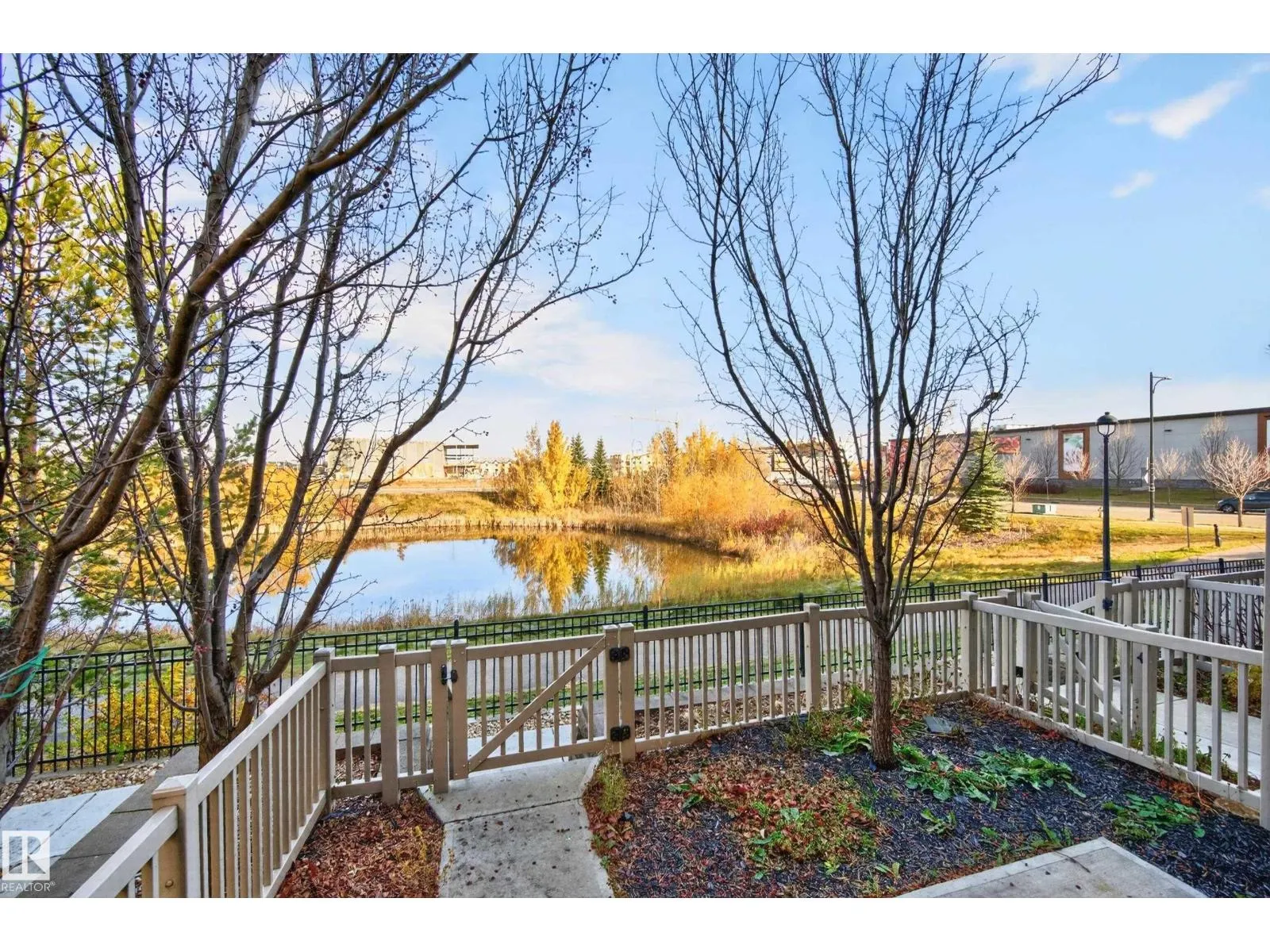 #45 1030 CHAPPELLE BV SW