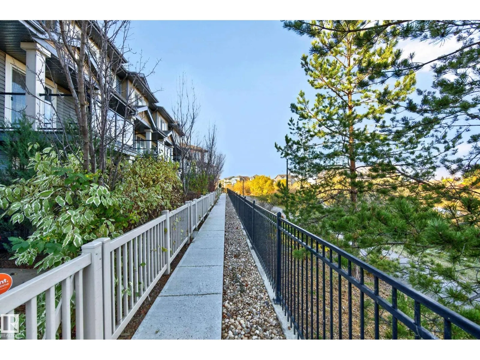 #45 1030 CHAPPELLE BV SW