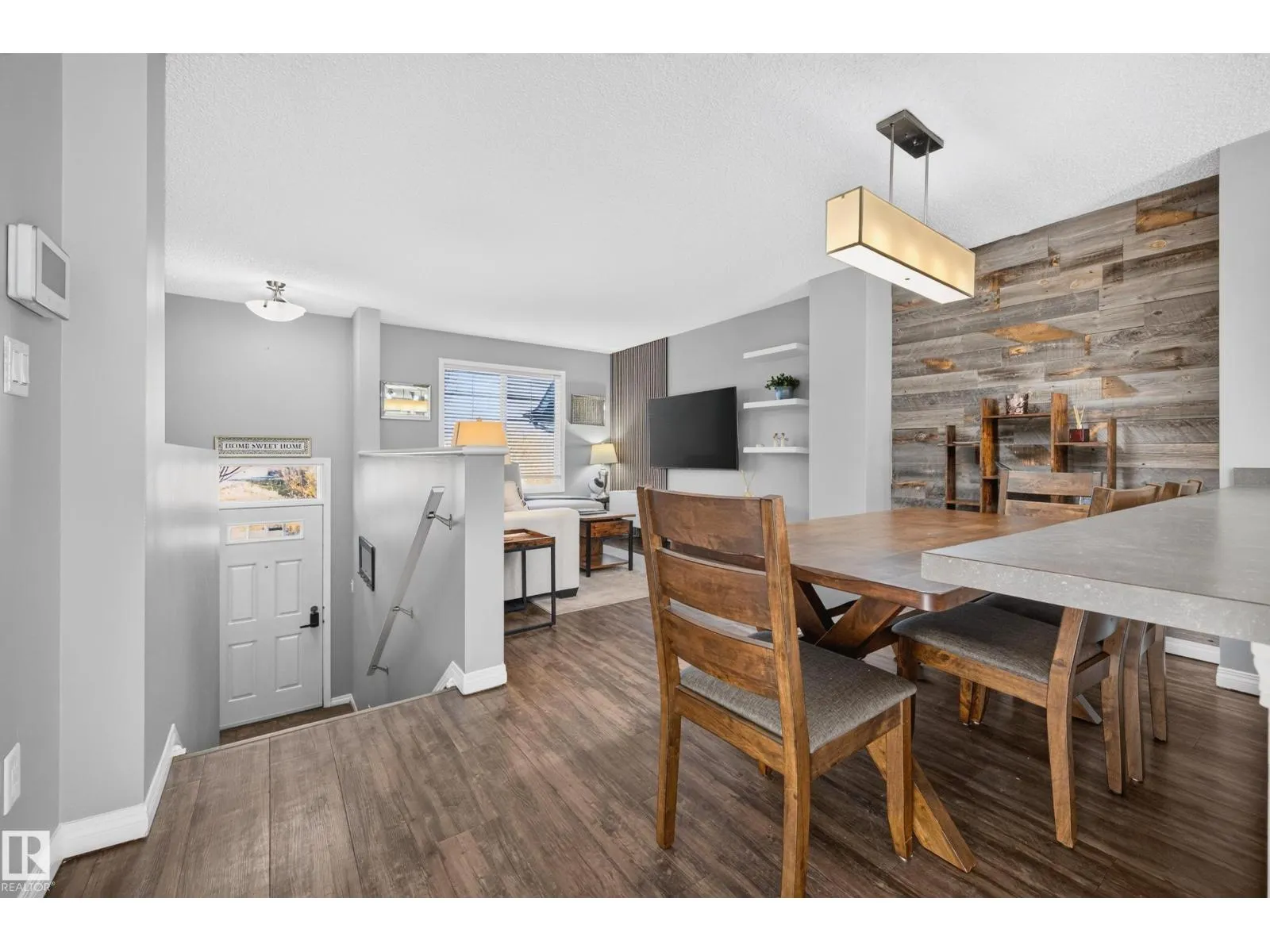 #45 1030 CHAPPELLE BV SW