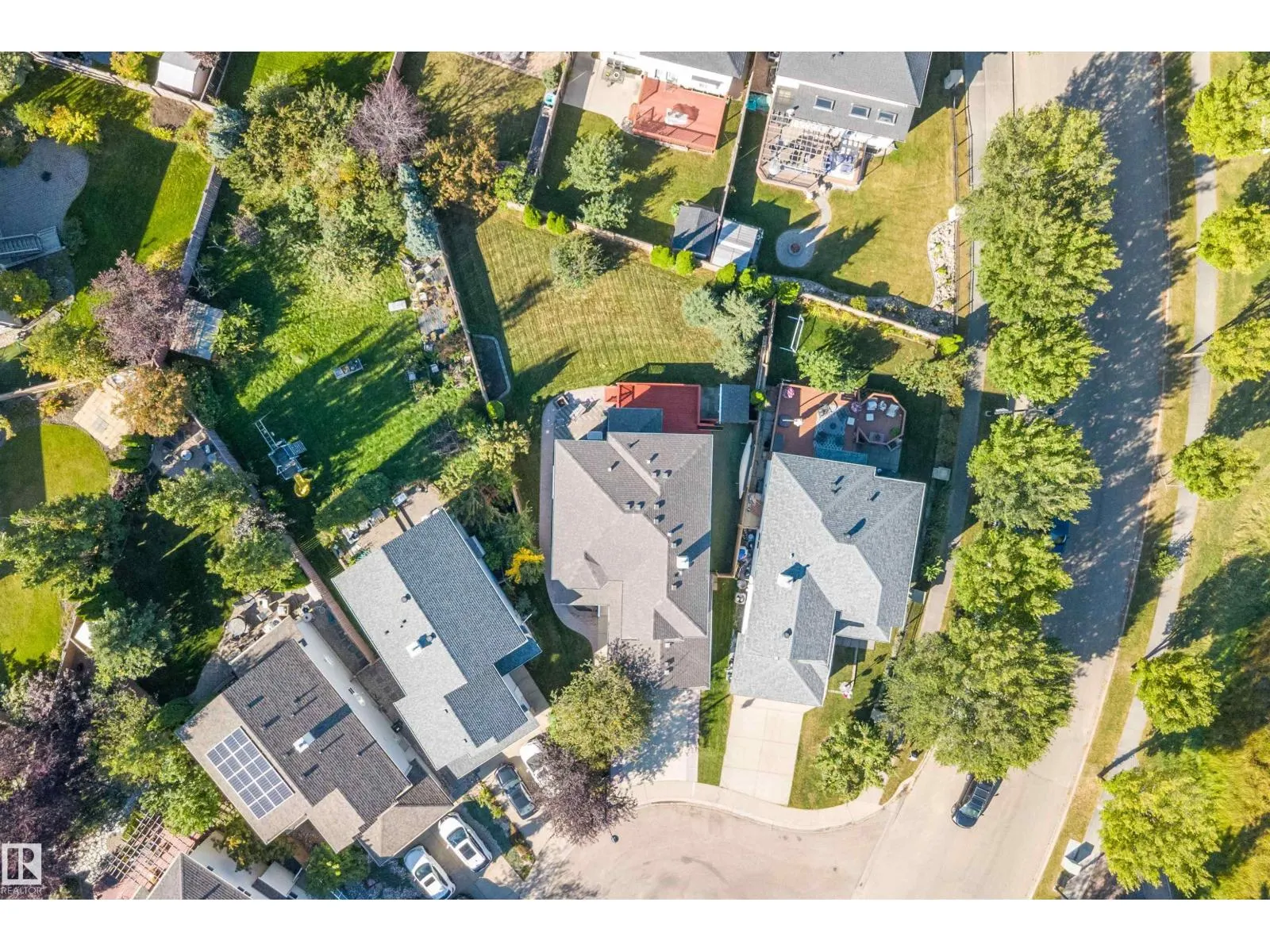 438 HODGSON BV NW