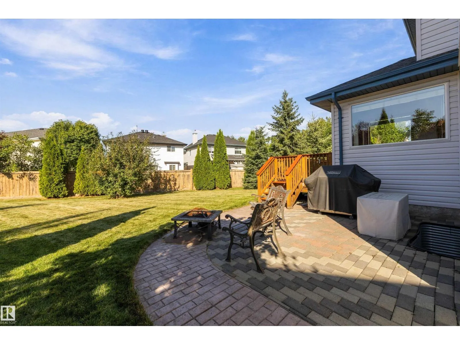 438 HODGSON BV NW