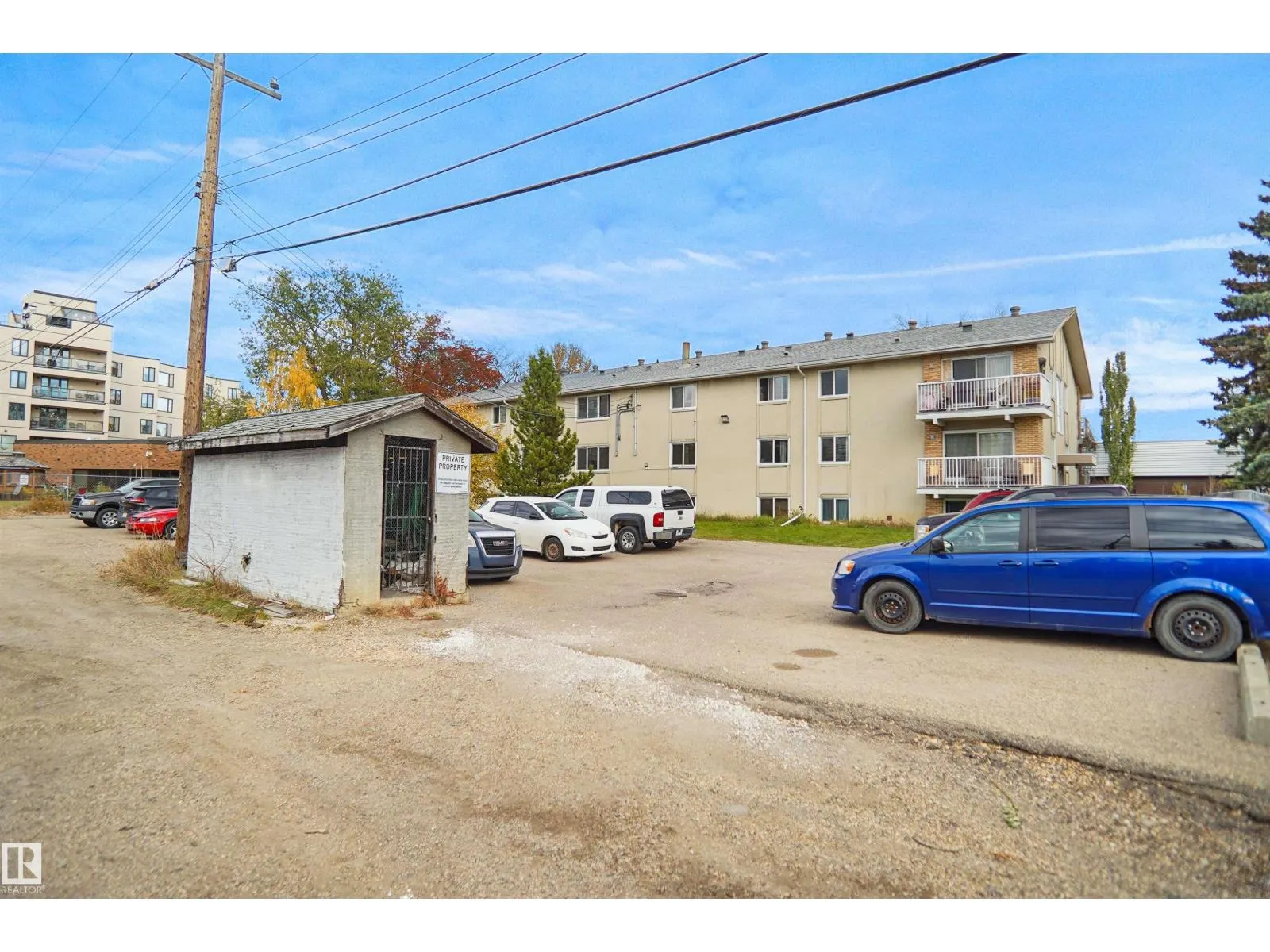 #102 10140 151 ST NW NW