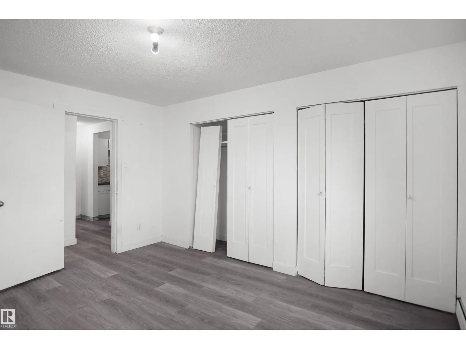 #102 10140 151 ST NW NW