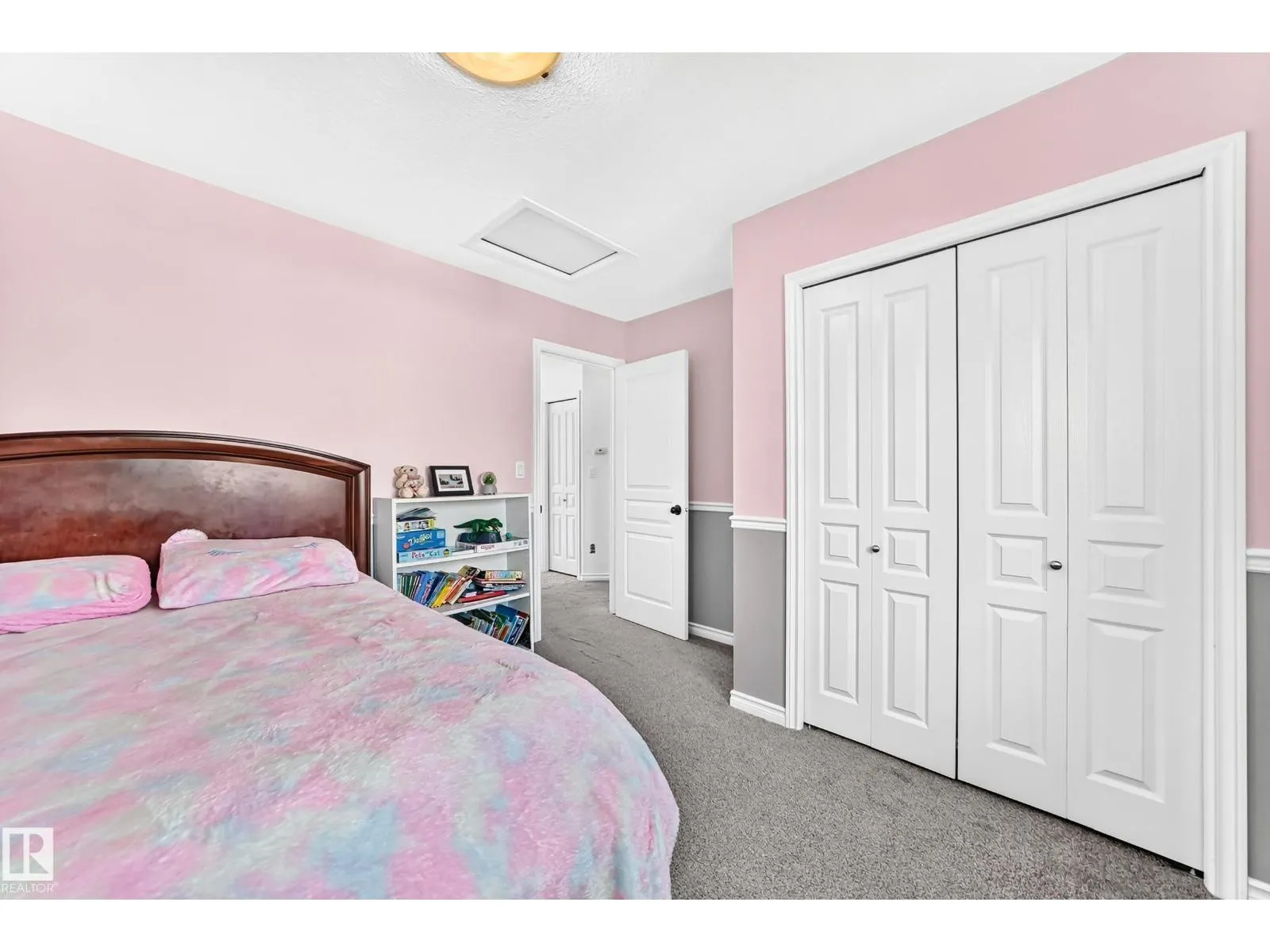 86 EASTGATE WY