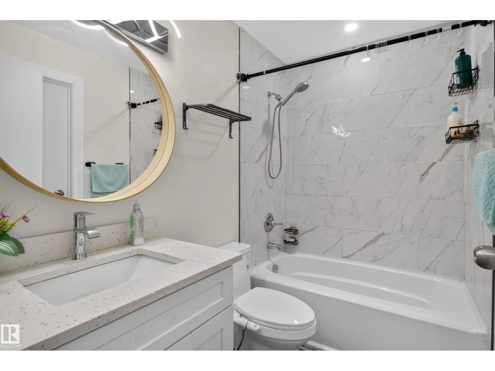 67 HENRY AV NW