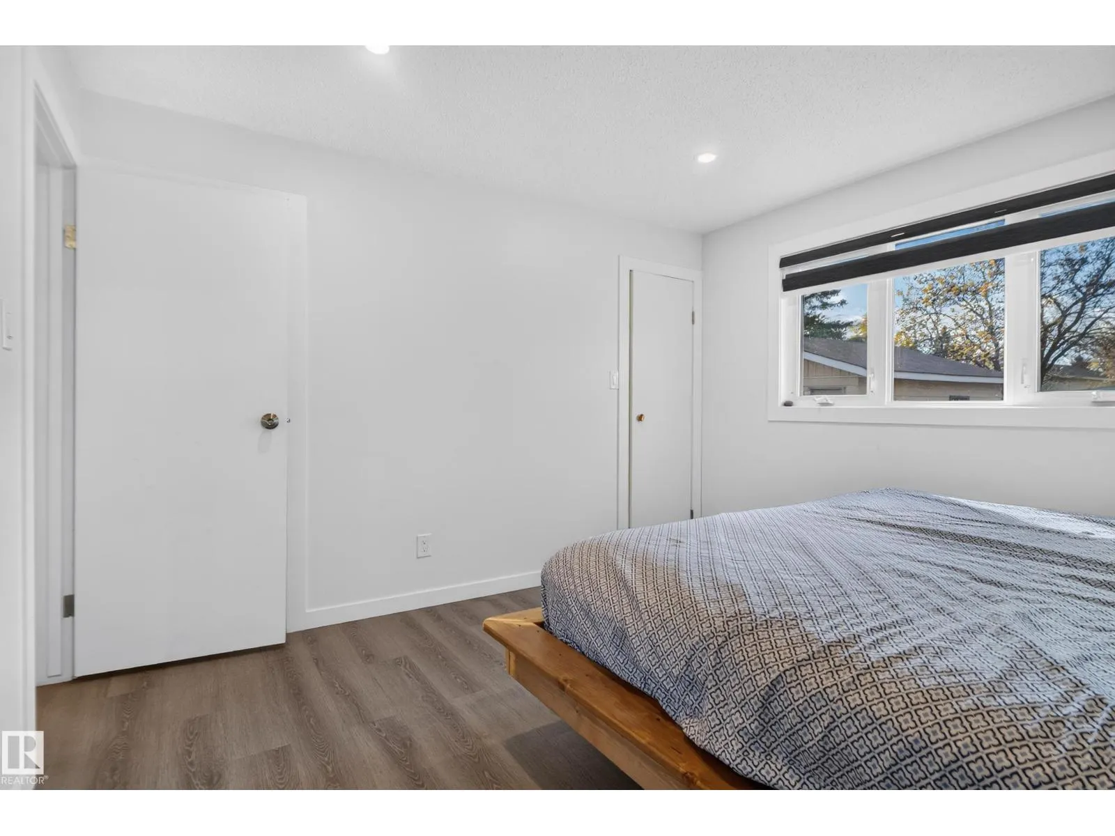 67 HENRY AV NW