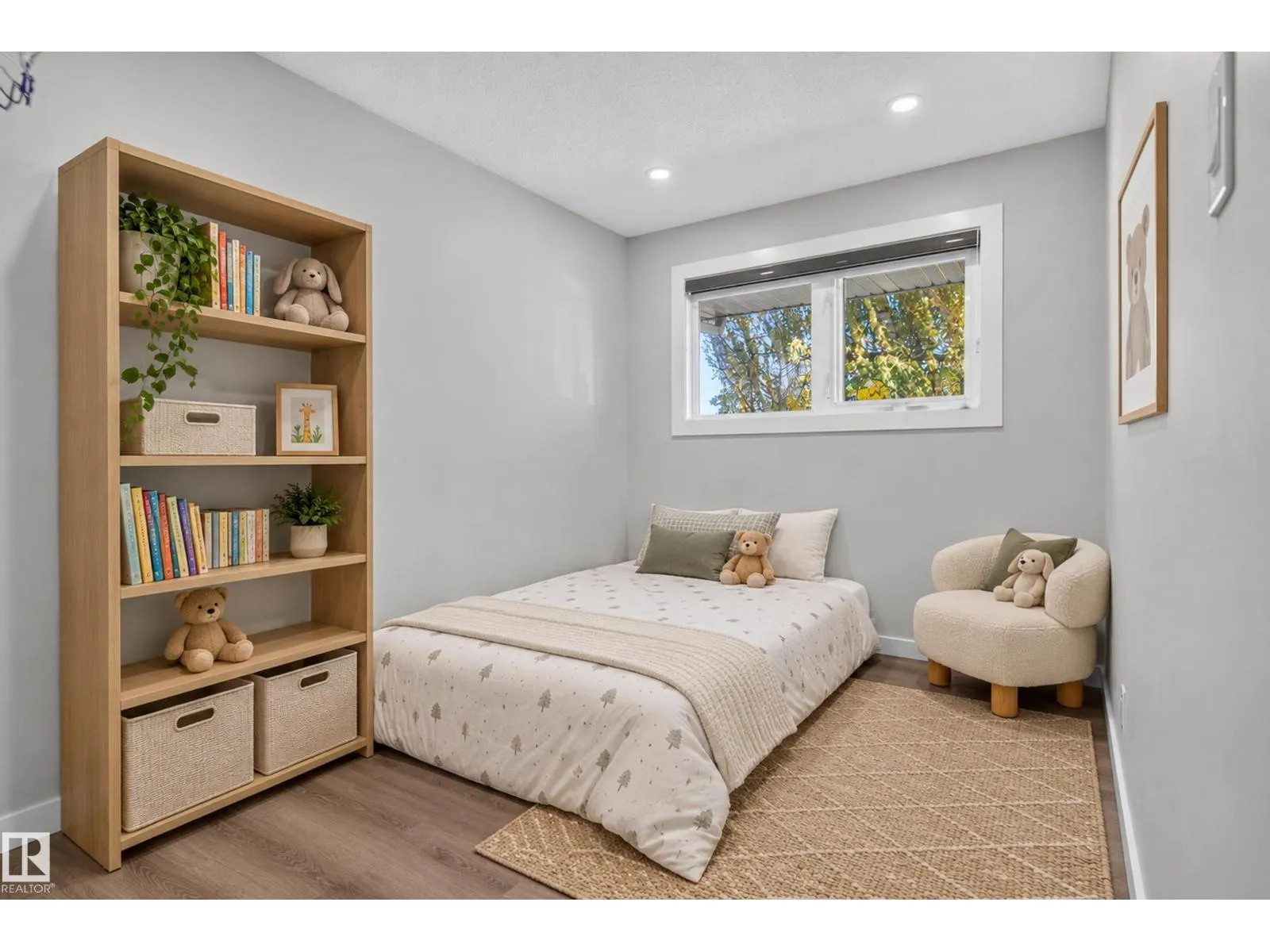 67 HENRY AV NW