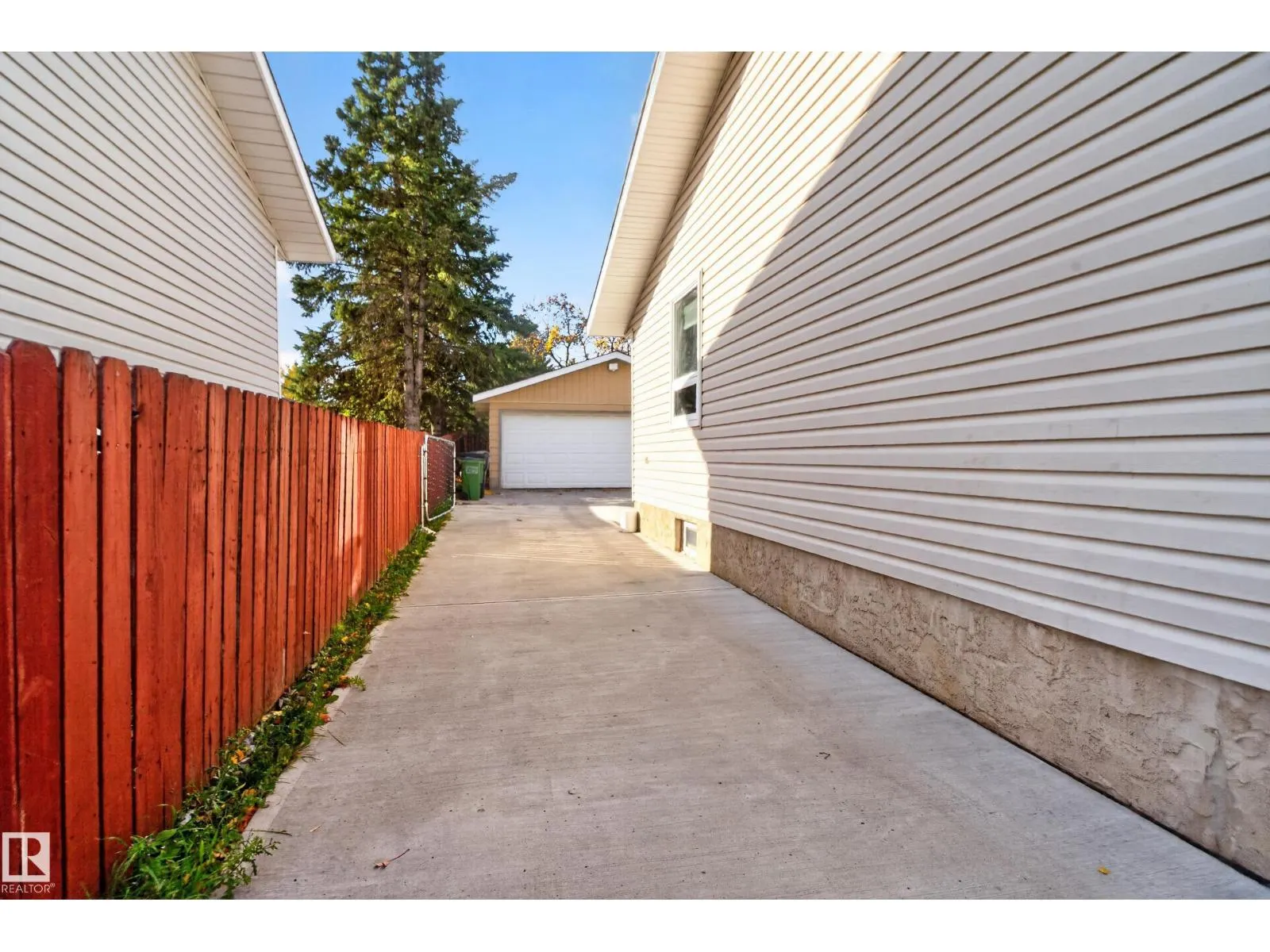 67 HENRY AV NW
