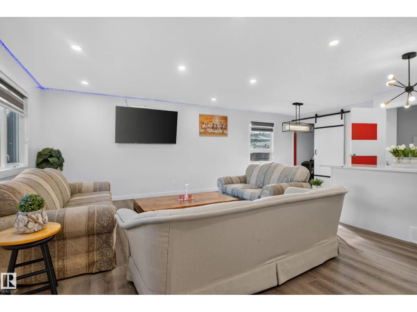 67 HENRY AV NW