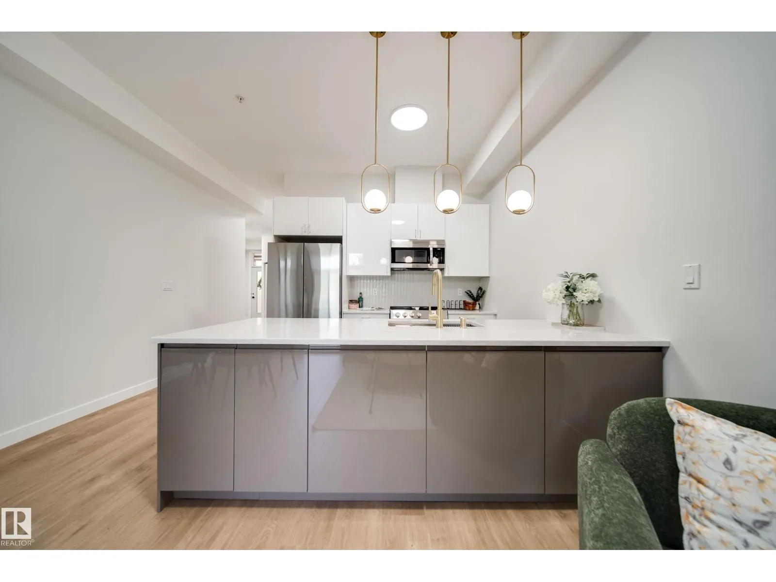 #228 10531 117 ST NW