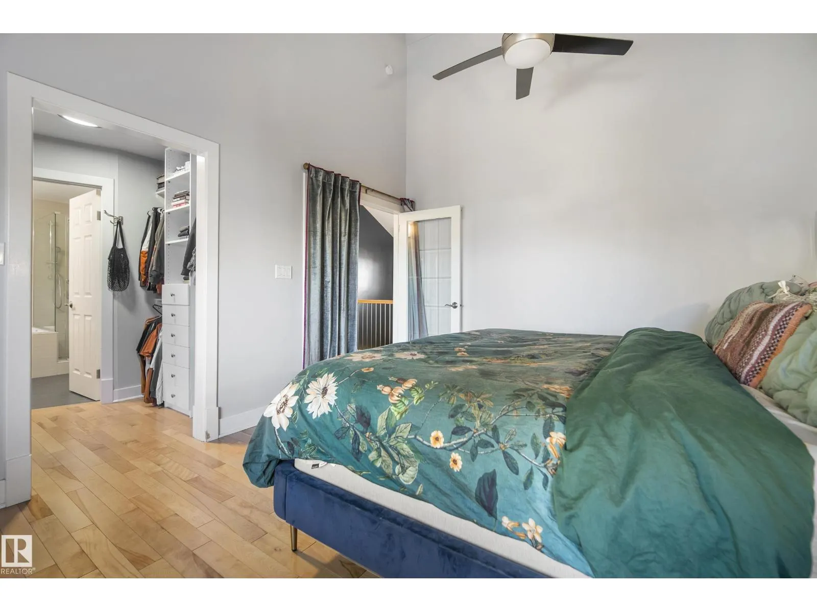 7135 81 ST NW