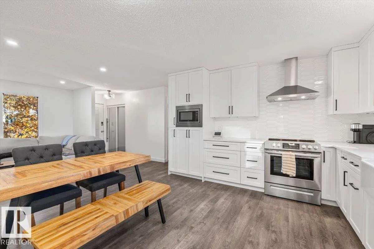 42 GLENGARRY CR