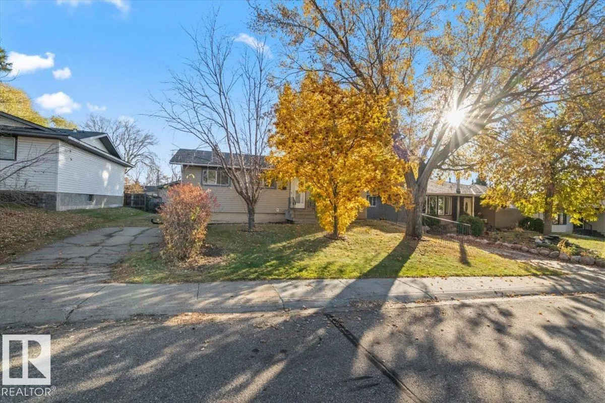 42 GLENGARRY CR