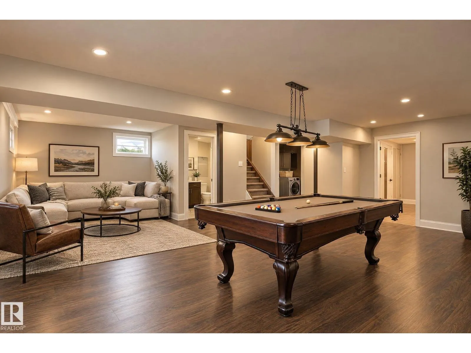 7308 77 ST NW