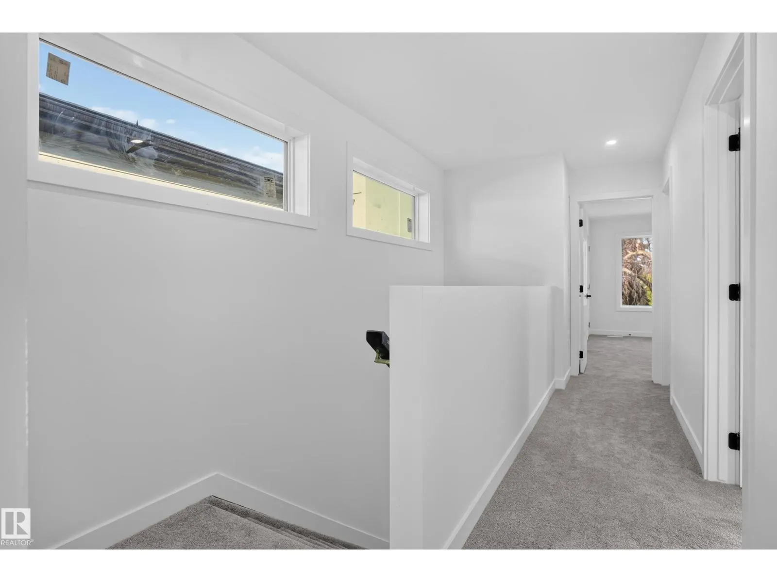 3605 112 AV NW NW