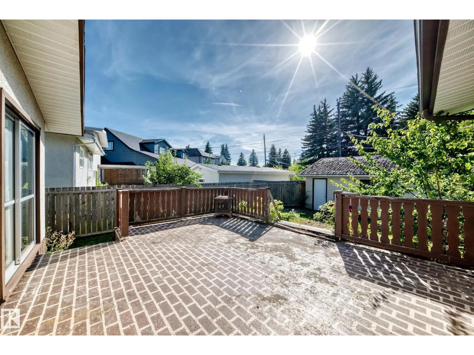 4008 124 ST NW