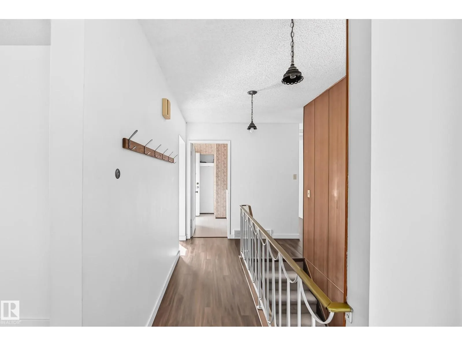 4008 124 ST NW