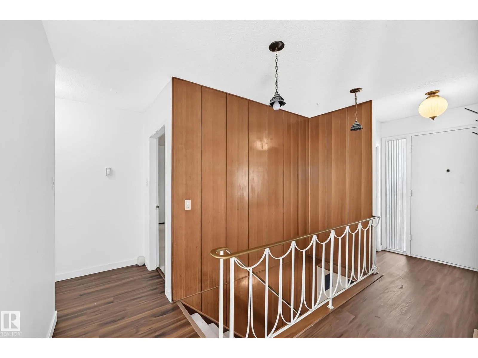 4008 124 ST NW