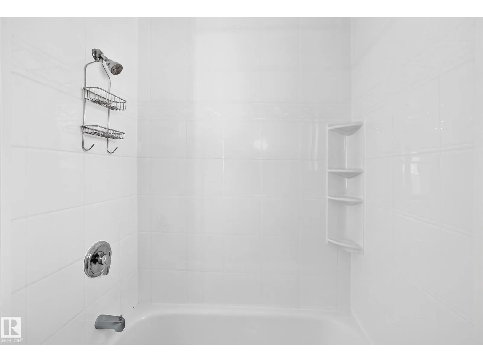 4008 124 ST NW