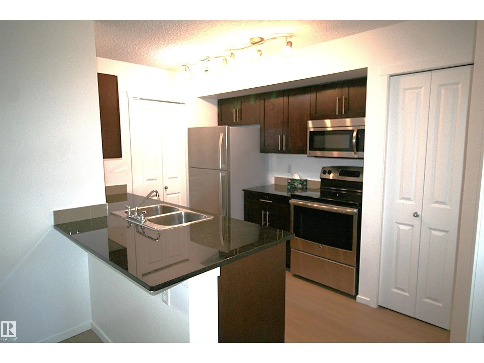 #316 5810 MULLEN PL NW