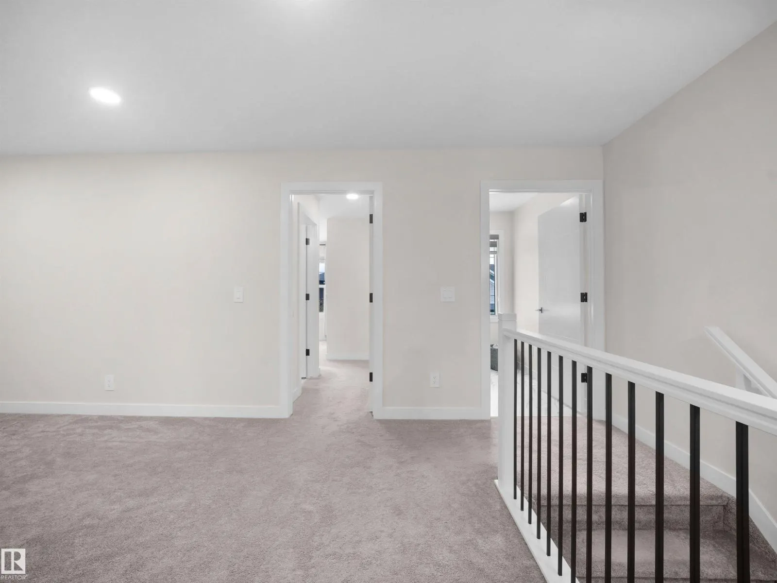3724 214 ST NW