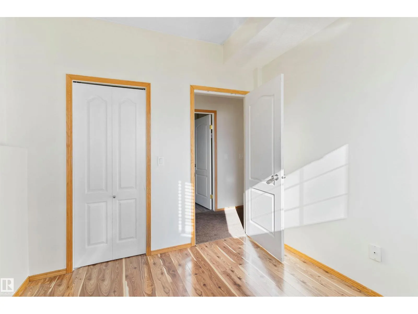 8010 166A AV NW