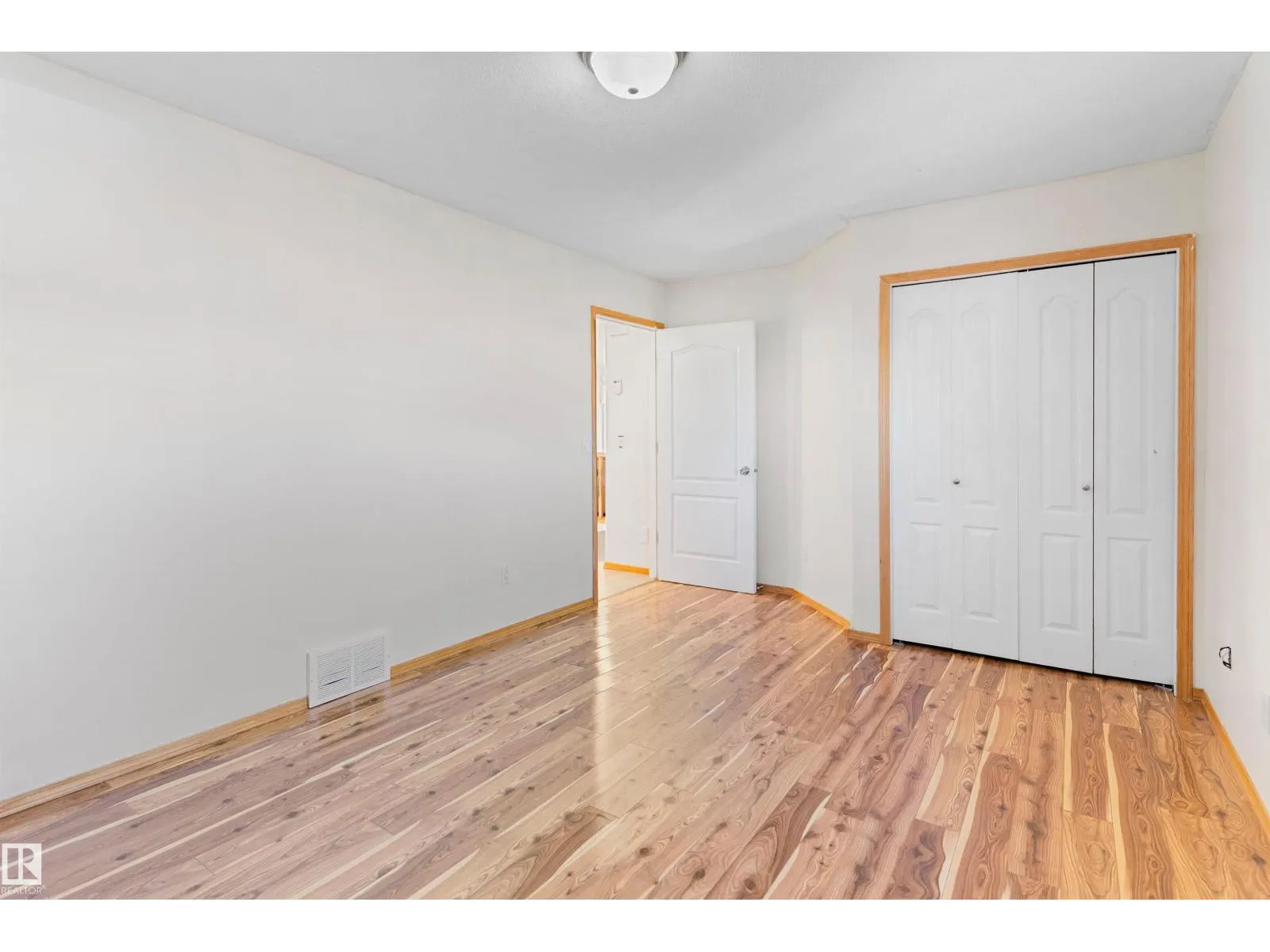 8010 166A AV NW