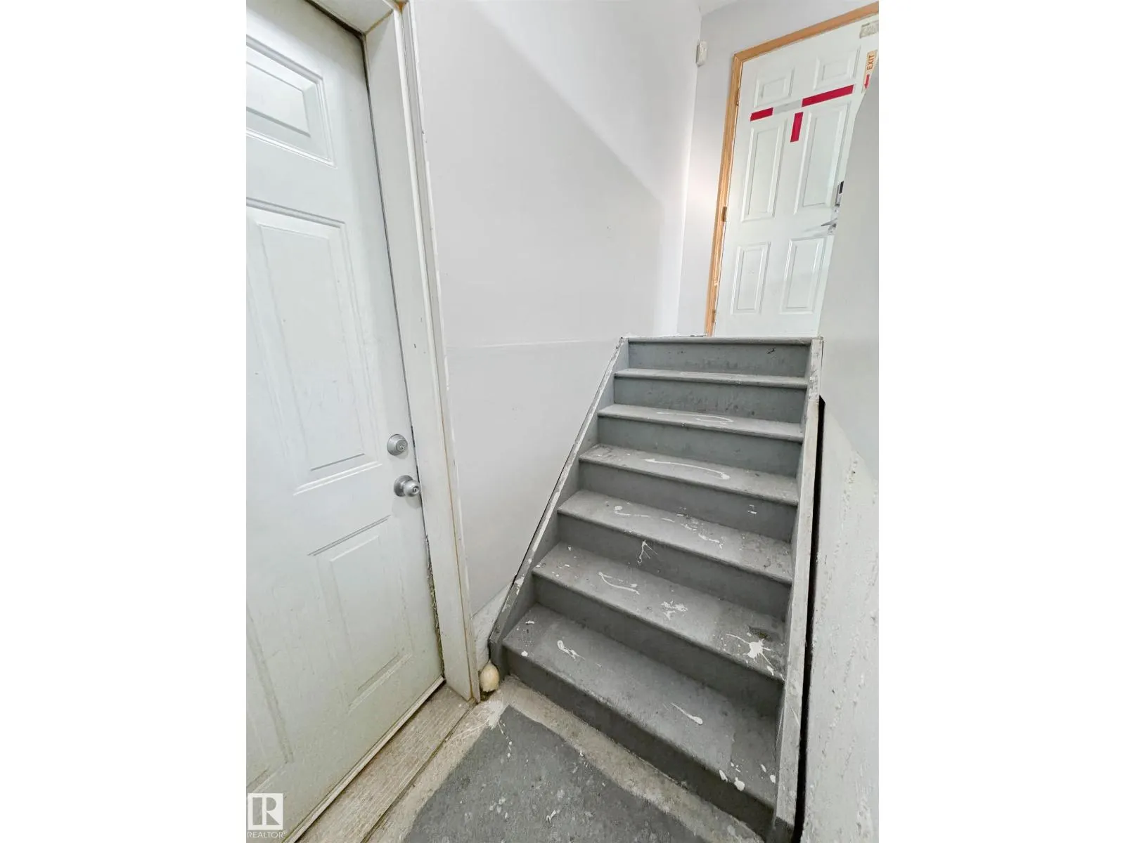 8010 166A AV NW