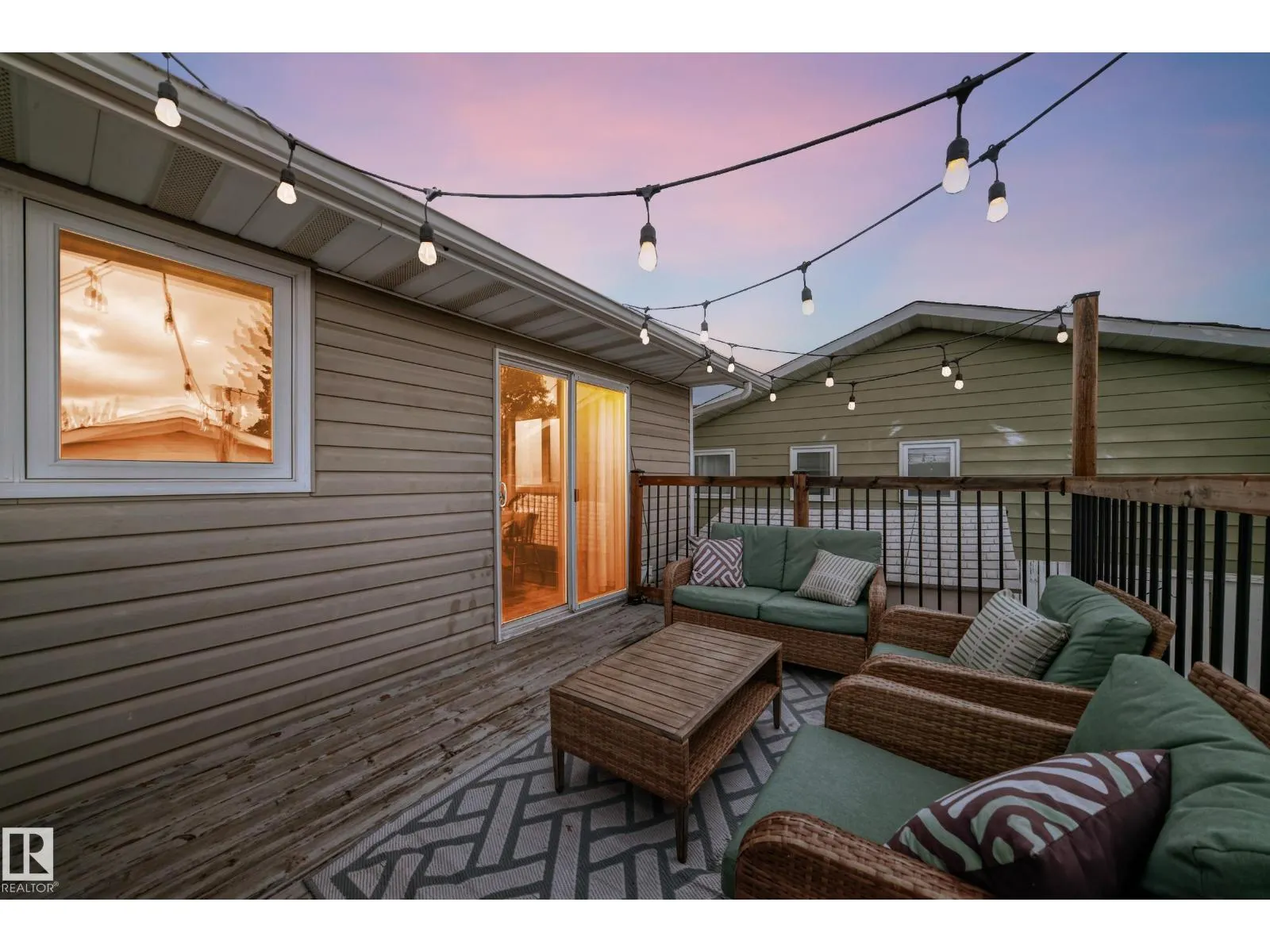 87 WAVERLEY CR